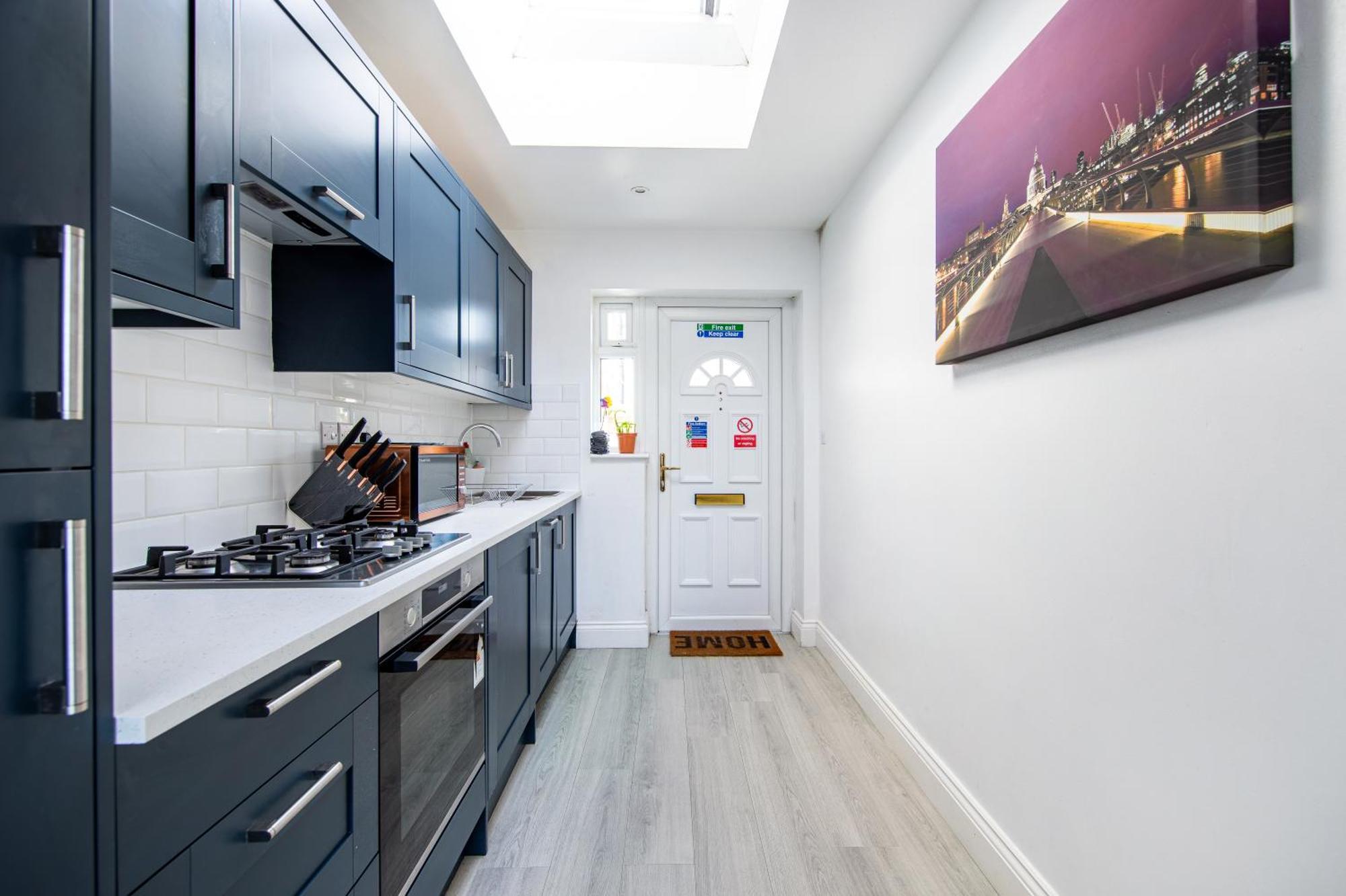 Cosy 1 Bed Apartment With Free Parking Close To Underground Station Zone 2 For Quick Access To Central London Up To 5 Guests Exterior foto